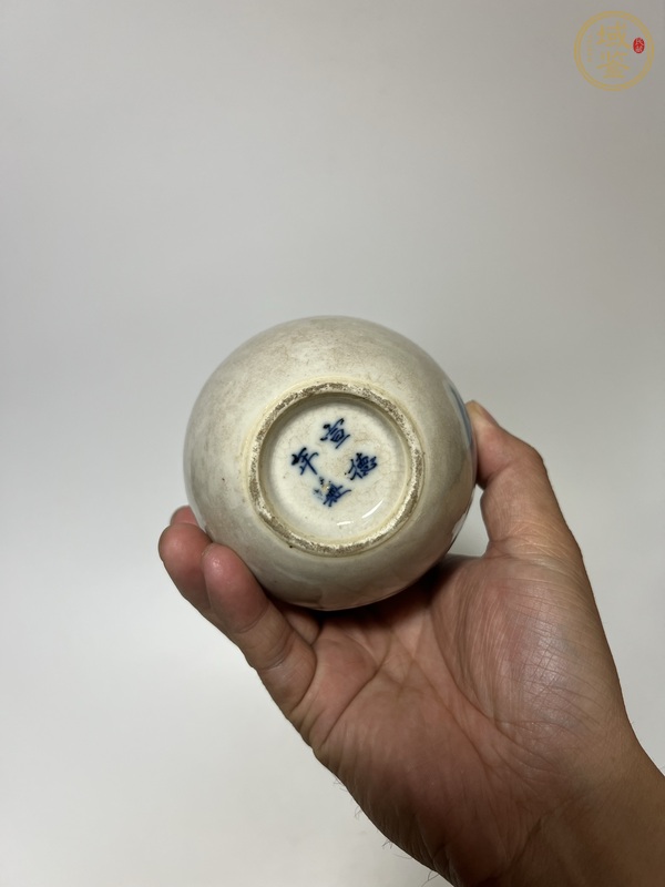 古玩陶瓷哥釉青花天球瓶真品鑒賞圖