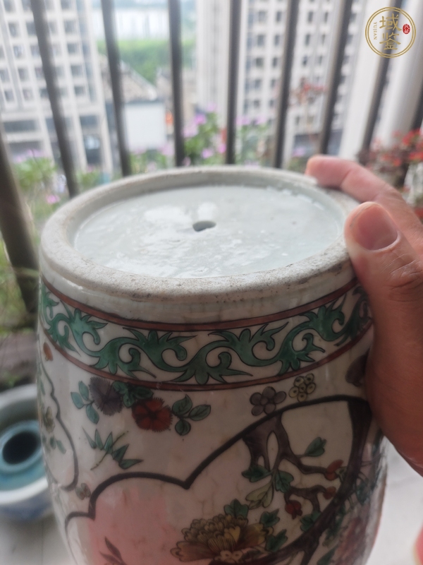 古玩陶瓷晚清哥釉五彩罐真品鑒賞圖