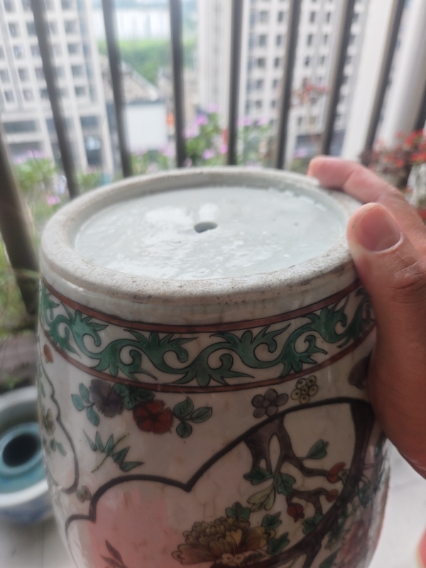古玩陶瓷晚清哥釉五彩罐拍賣，當(dāng)前價(jià)格4800元