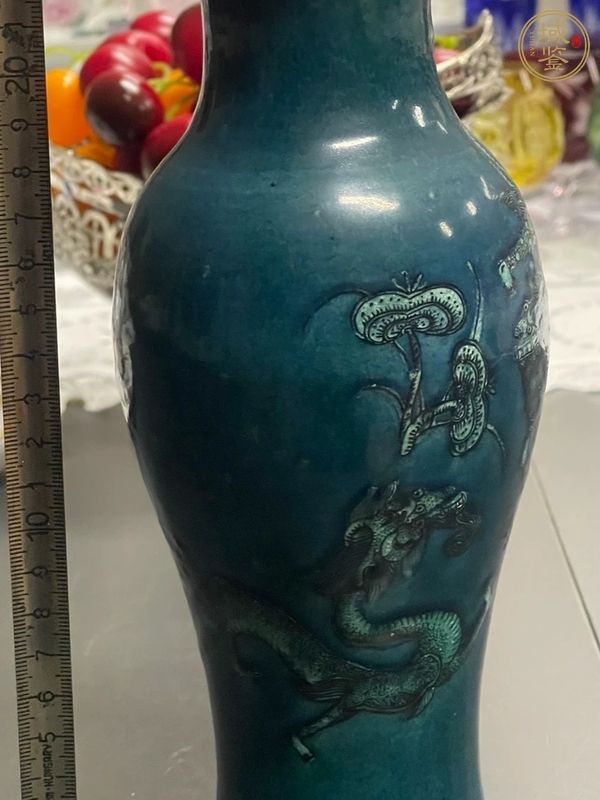 古玩陶瓷龍紋瓶真品鑒賞圖