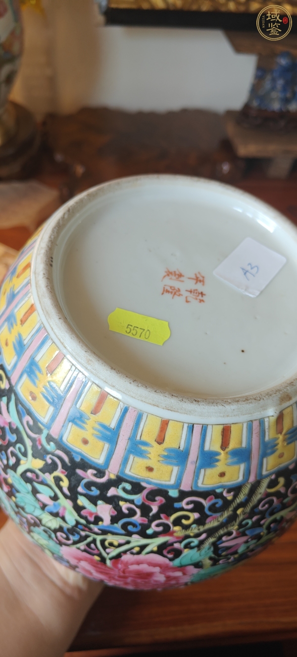古玩陶瓷粉彩博古圖罐真品鑒賞圖