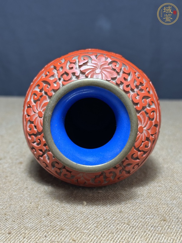 古玩陶瓷銅胎剔紅花瓶真品鑒賞圖