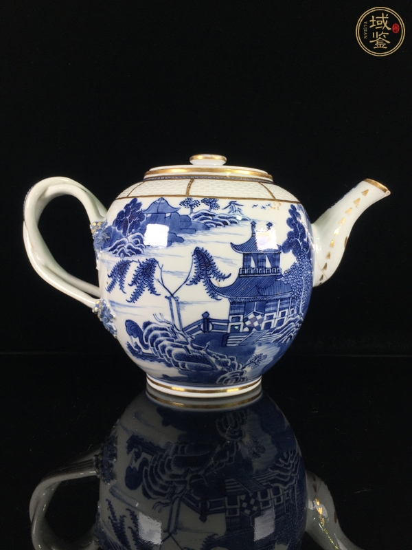 古玩陶瓷青花山水人物茶壺真品鑒賞圖