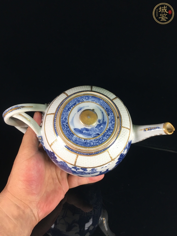 古玩陶瓷青花山水人物茶壺真品鑒賞圖