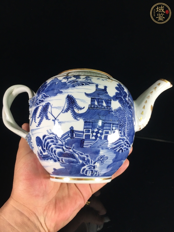 古玩陶瓷青花山水人物茶壺真品鑒賞圖