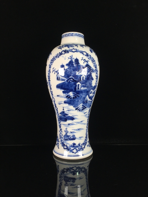古玩陶瓷乾隆青花山水人物紋雞腿瓶拍賣，當前價格1188元