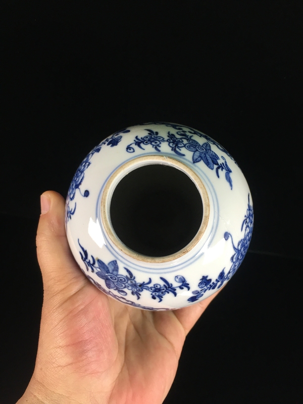 古玩陶瓷乾隆青花山水人物紋雞腿瓶拍賣，當前價格1188元