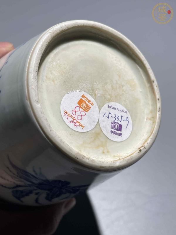 古玩陶瓷青花花卉紋蓮字罐真品鑒賞圖