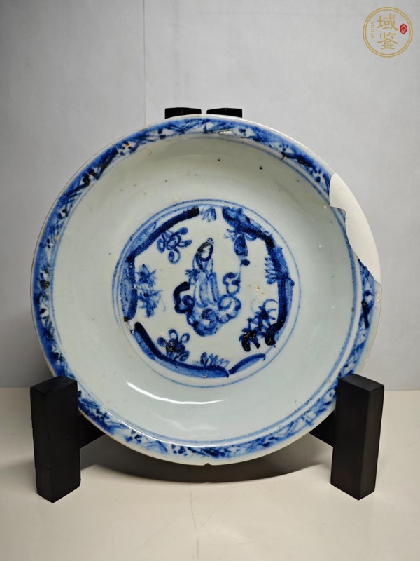 古玩陶瓷青花人物故事紋盤真品鑒賞圖