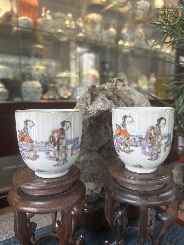 古玩陶瓷粉彩人物杯真品鑒賞圖