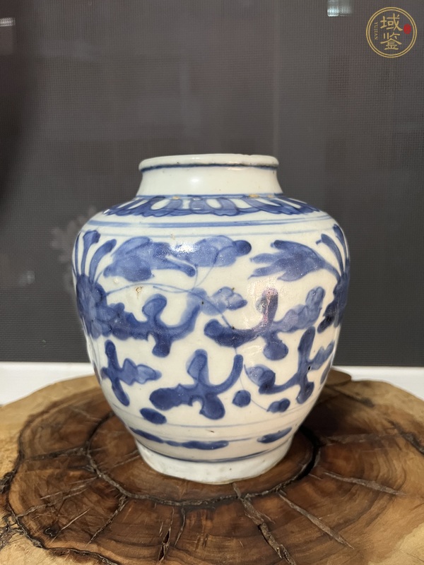 古玩陶瓷青花纏枝花卉紋罐真品鑒賞圖