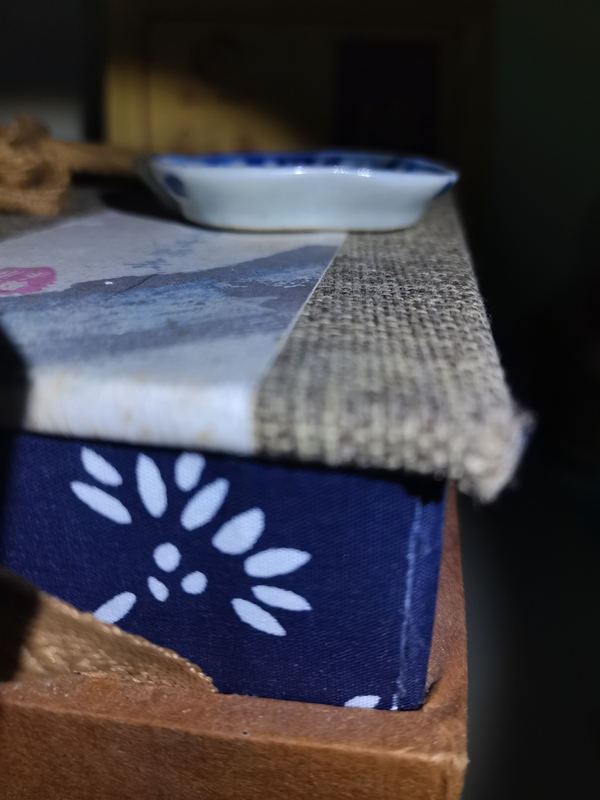 古玩陶瓷乾隆青花海棠型筆舔拍賣，當(dāng)前價(jià)格288元