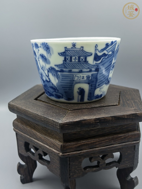 古玩陶瓷青花山水人物紋茶杯真品鑒賞圖