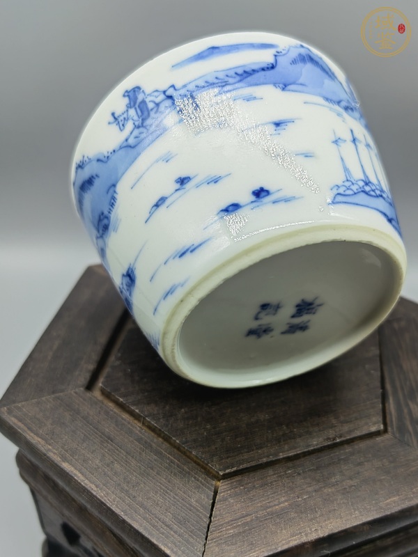 古玩陶瓷青花山水人物紋茶杯真品鑒賞圖
