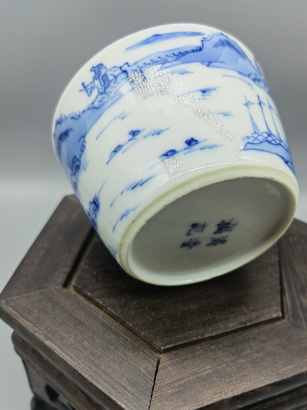 古玩陶瓷青花山水人物紋茶杯拍賣，當前價格4890元