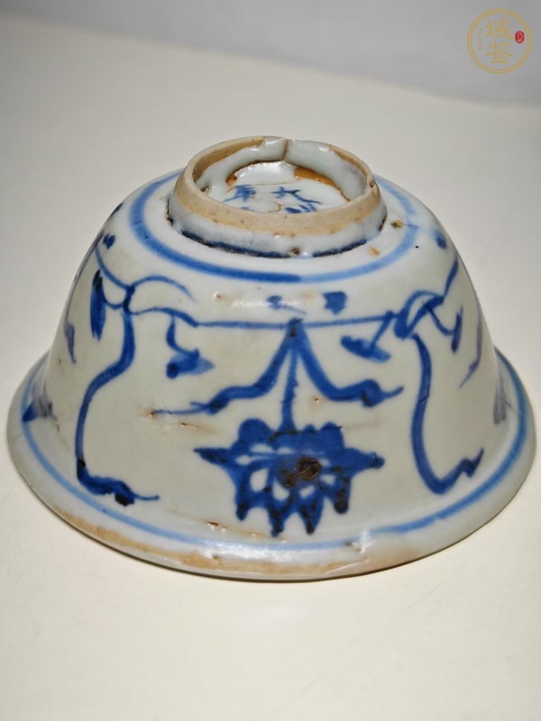 古玩陶瓷青花花卉紋碗真品鑒賞圖