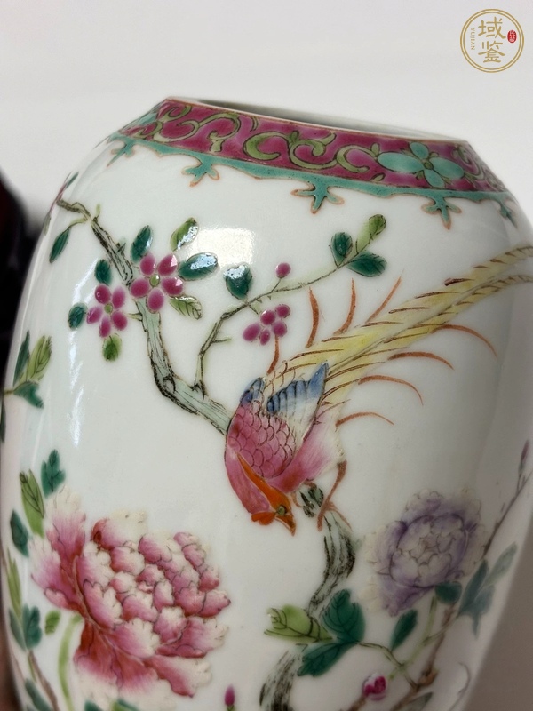 古玩陶瓷花鳥紋粉彩瓶真品鑒賞圖