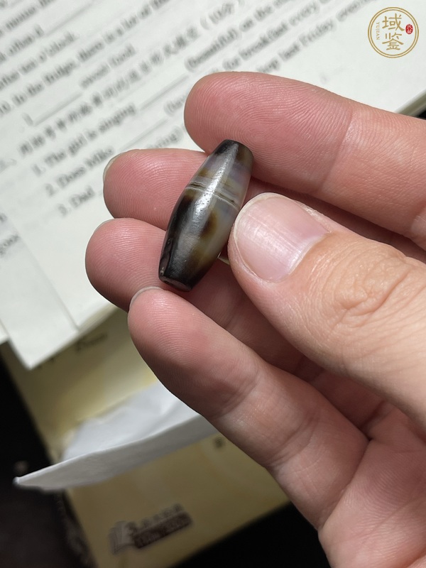 古玩玉器天然纏絲瑪瑙珠真品鑒賞圖