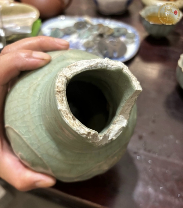 古玩陶瓷瓶真品鑒賞圖