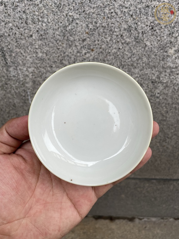 古玩陶瓷黃釉小碟真品鑒賞圖