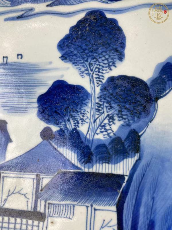 古玩陶瓷山水紋青花盤真品鑒賞圖