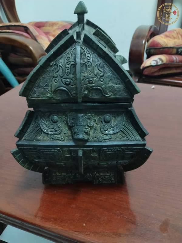 古玩青銅彝真品鑒賞圖