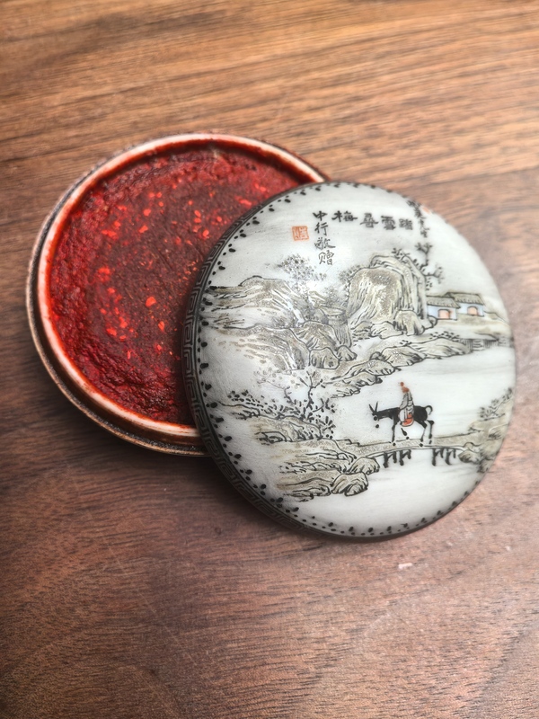 古玩陶瓷民國墨彩踏雪尋梅圖印盒拍賣，當前價格5000元