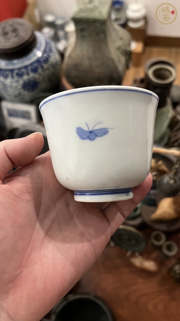 古玩陶瓷花卉紋杯真品鑒賞圖