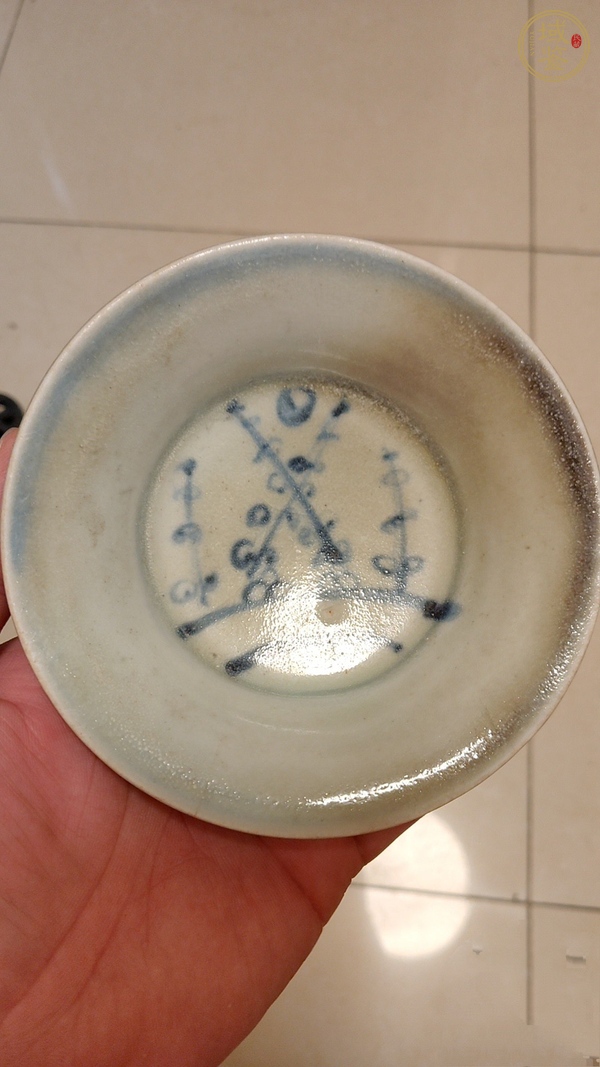 古玩陶瓷青花盤真品鑒賞圖