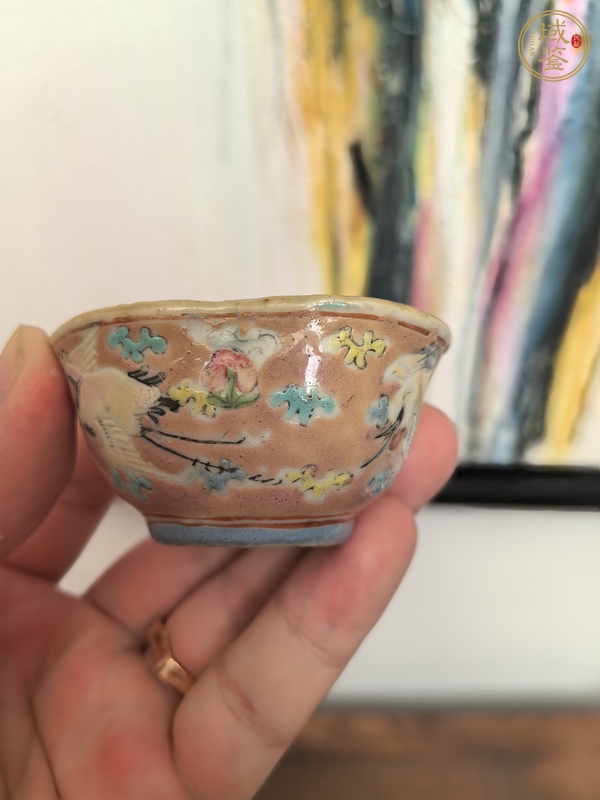 古玩陶瓷同治細(xì)路粉彩小杯真品鑒賞圖