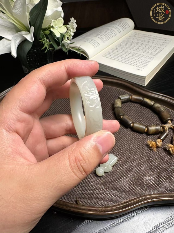 古玩玉器和田玉環(huán)真品鑒賞圖