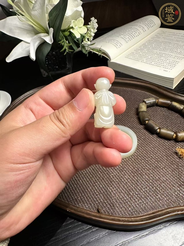 古玩玉器和田玉執(zhí)鵠童子真品鑒賞圖
