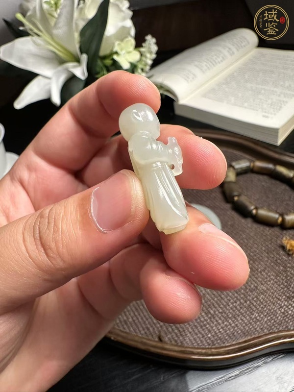 古玩玉器和田玉執(zhí)鵠童子真品鑒賞圖