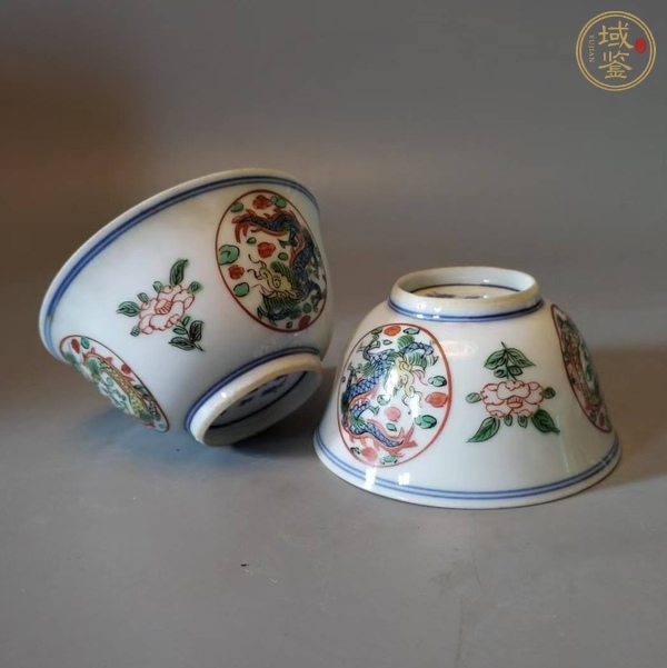 古玩陶瓷民國(guó)青花五彩團(tuán)龍紋杯真品鑒賞圖