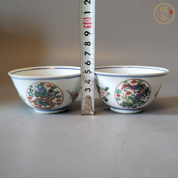 古玩陶瓷民國(guó)青花五彩團(tuán)龍紋杯真品鑒賞圖