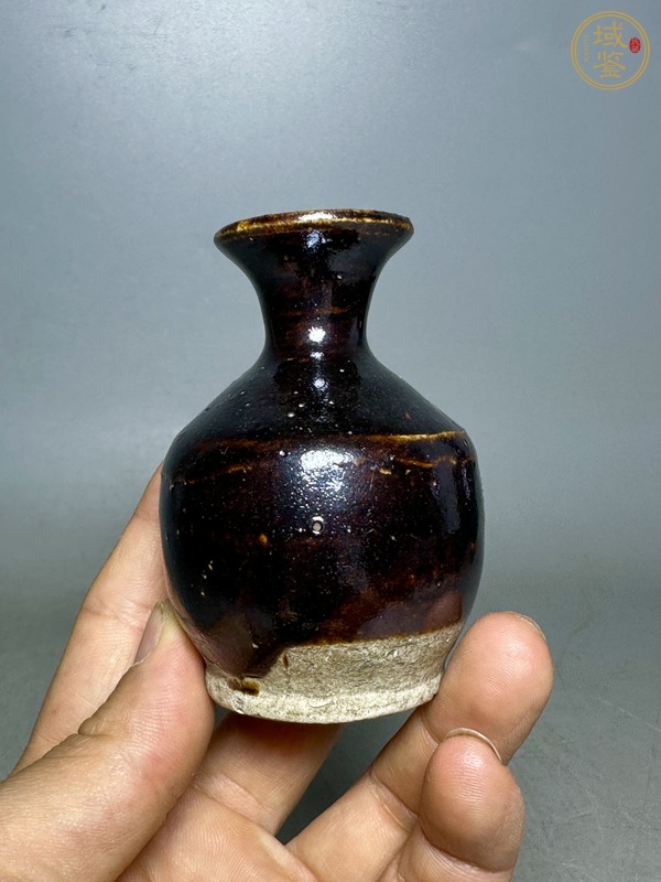 古玩陶瓷瓶真品鑒賞圖