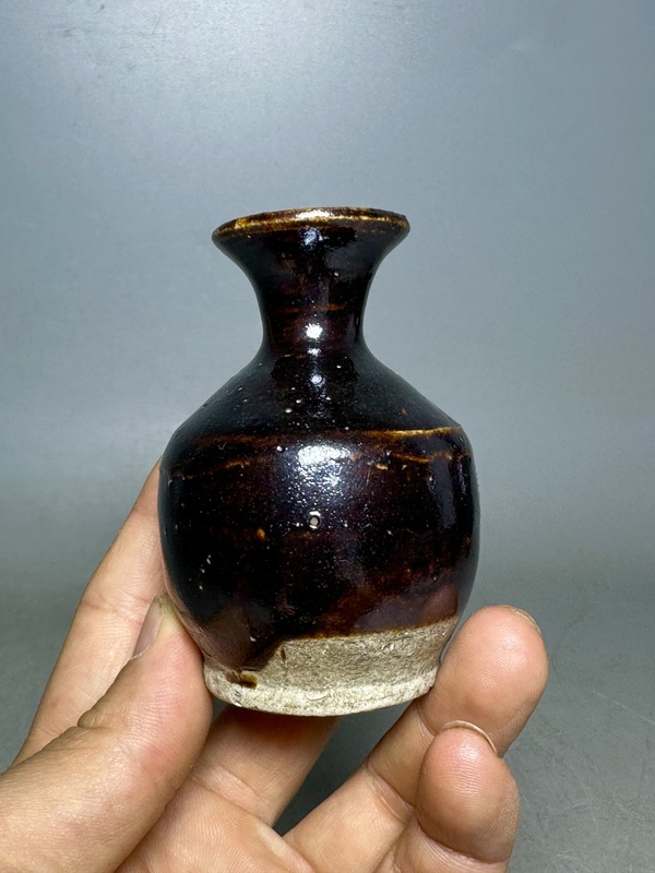 古玩陶瓷明代,磁州窯瓶拍賣,當前價格388元