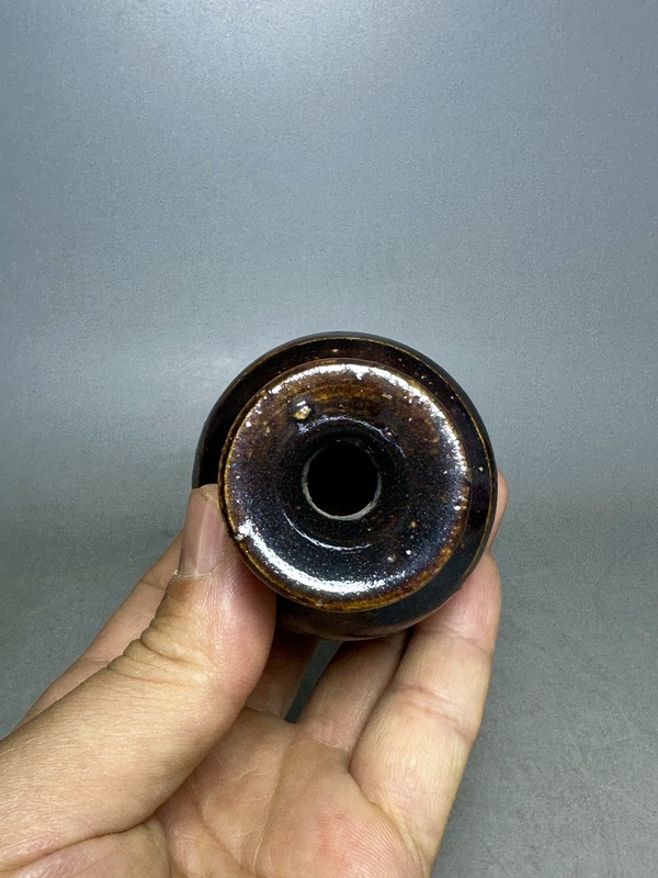 古玩陶瓷明代，磁州窯瓶拍賣，當(dāng)前價(jià)格388元
