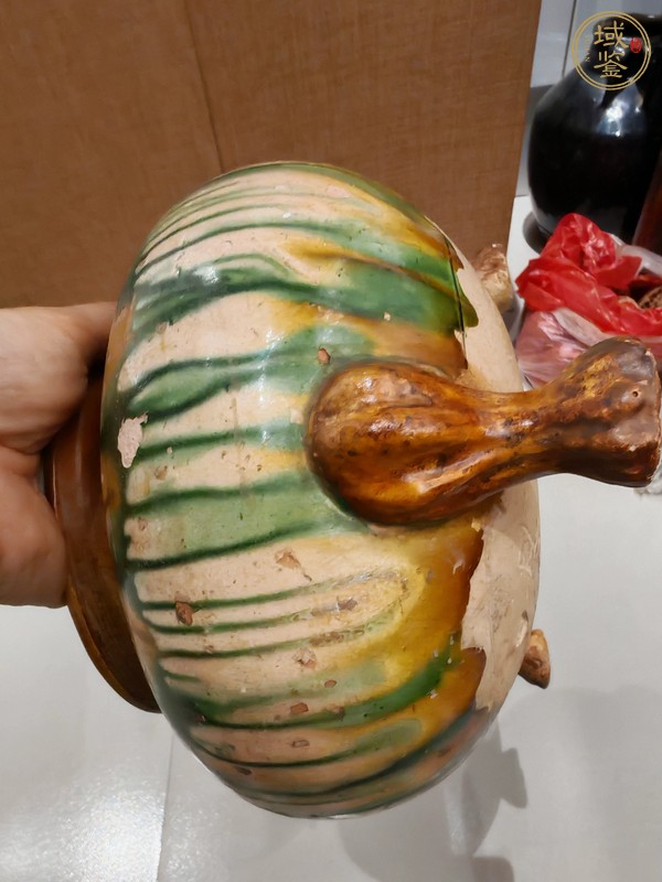 古玩陶瓷三彩三足鍑真品鑒賞圖