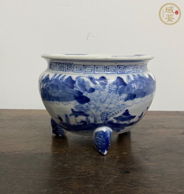 古玩陶瓷晚清青花三足香爐真品鑒賞圖