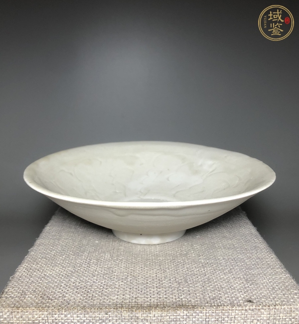 古玩陶瓷宋代 青白瓷劃花碗真品鑒賞圖