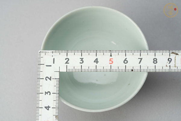 古玩陶瓷青花留白冰梅紋杯真品鑒賞圖