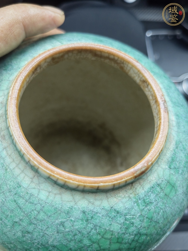 古玩陶瓷綠哥釉罐真品鑒賞圖