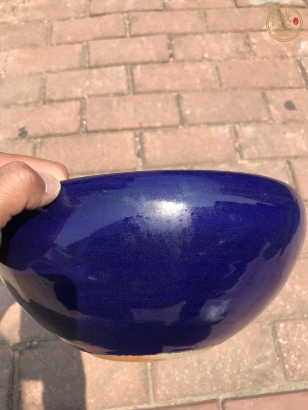 古玩陶瓷藍釉香爐真品鑒賞圖