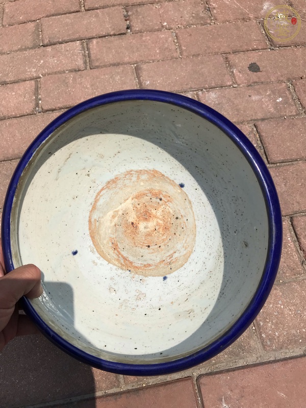 古玩陶瓷藍釉香爐真品鑒賞圖