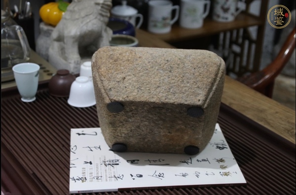 古玩雜項(xiàng)石頭方形底座真品鑒賞圖