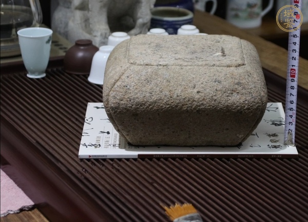古玩石頭方形底座真品鑒賞圖