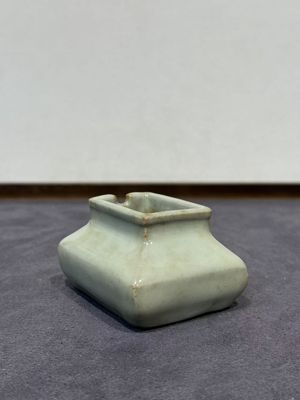 古玩陶瓷青釉水呈拍賣，當(dāng)前價格5000元
