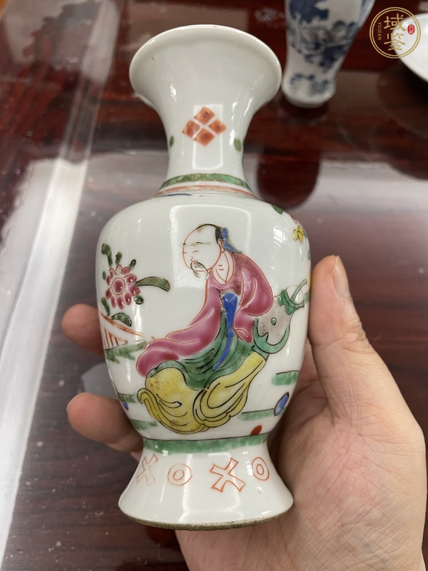 古玩陶瓷粉彩人物故事紋撇口瓶真品鑒賞圖