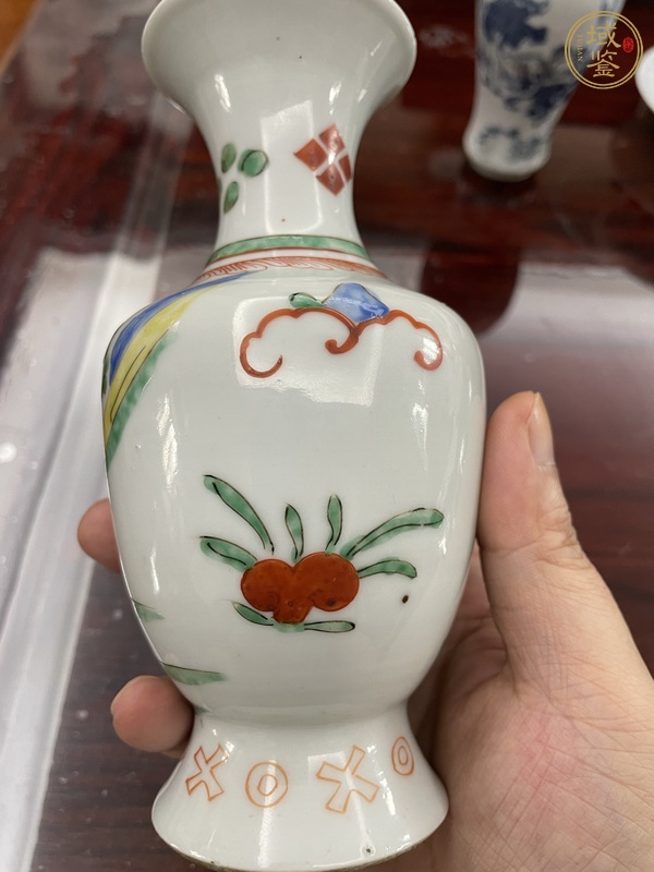 古玩陶瓷粉彩人物故事紋撇口瓶真品鑒賞圖